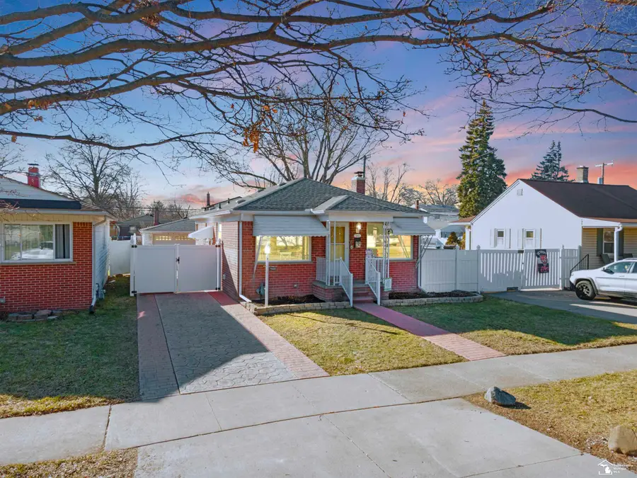 7900 Mortenview DR, Taylor, MI 48180 - #3