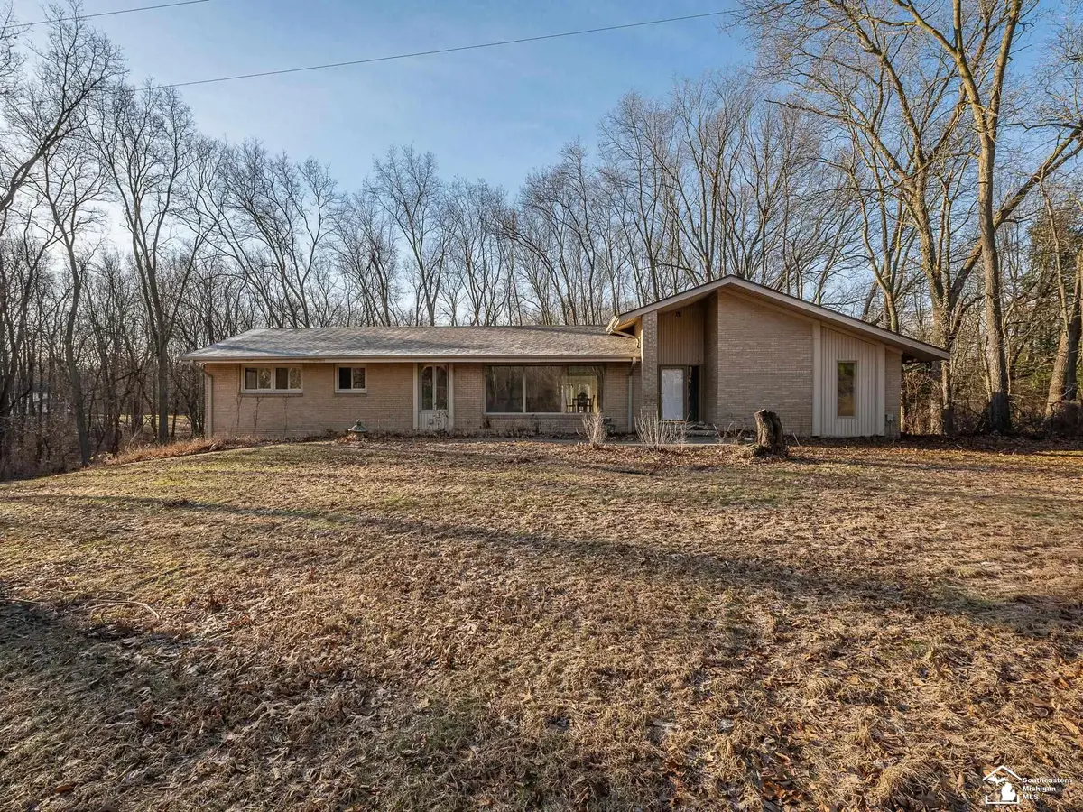 1795 Richards RD, Clarklake, MI 49234 - #1