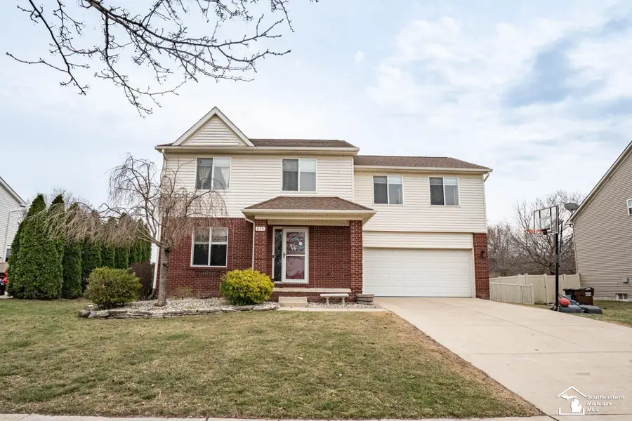 835 Golf Ridge CIR, Dundee, MI 48131 - #2