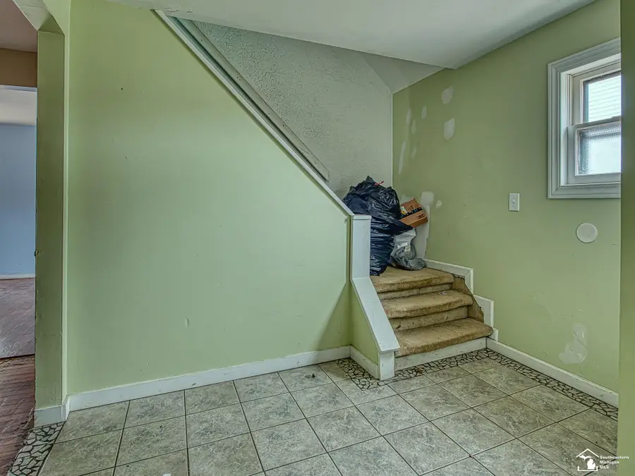 836 Lincoln ST, Jackson, MI 49202 - #3