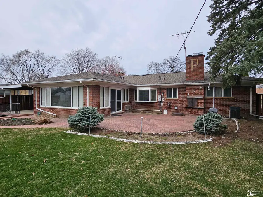 15723 Pleasant AVE, Allen Park, MI 48101 - #3