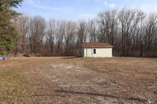 2630 W Temperance RD, Temperance, MI 48182