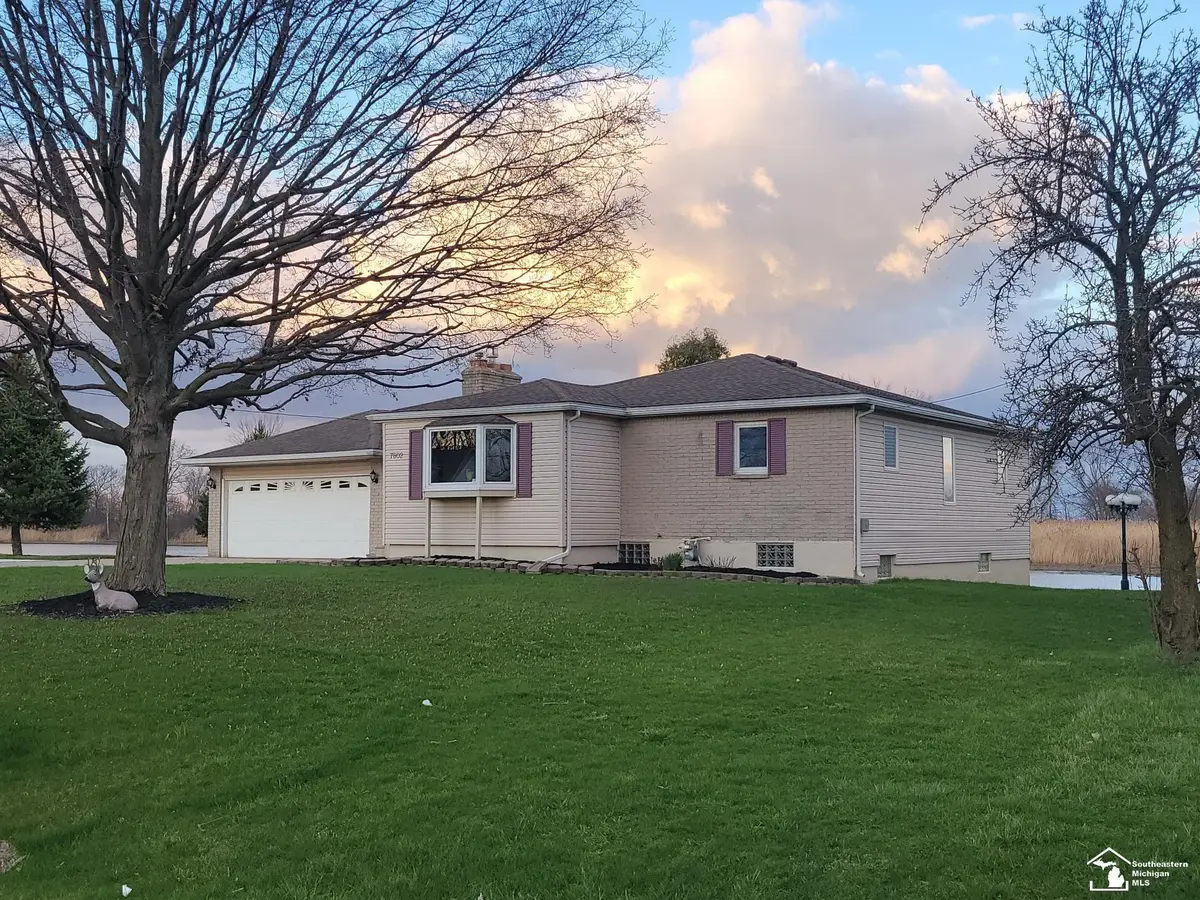 7802 Swan Creek RD, Newport, MI 48166 - #1