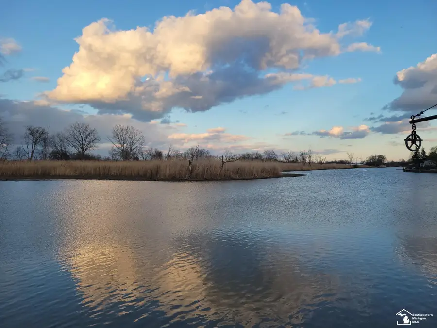 7802 Swan Creek RD, Newport, MI 48166 - #3