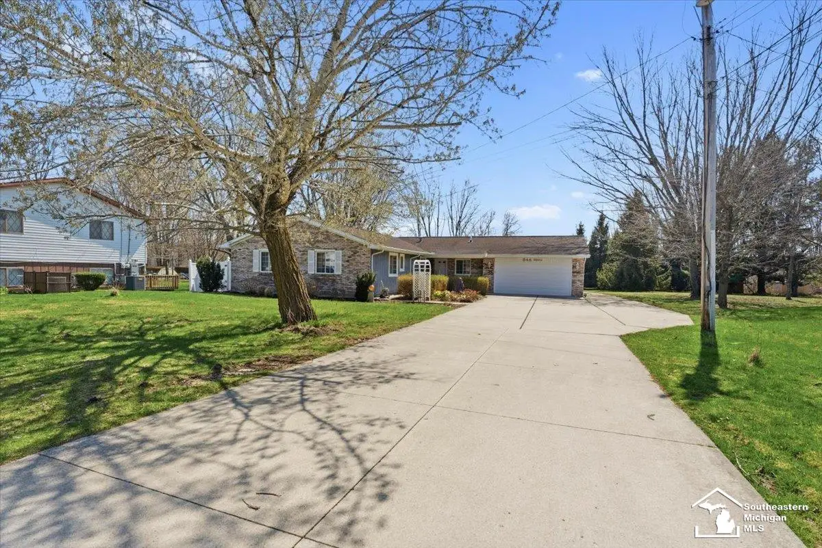 348 Bellers CT, Ypsilanti, MI 48198 - #1