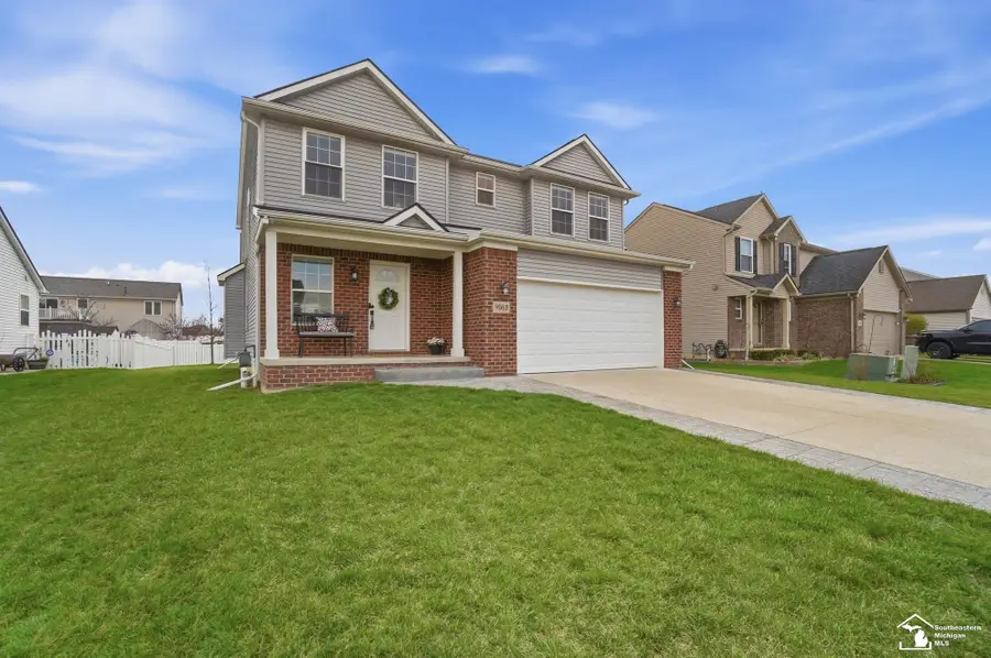 9065 Rock Harbor DR, Newport, MI 48166 - #2