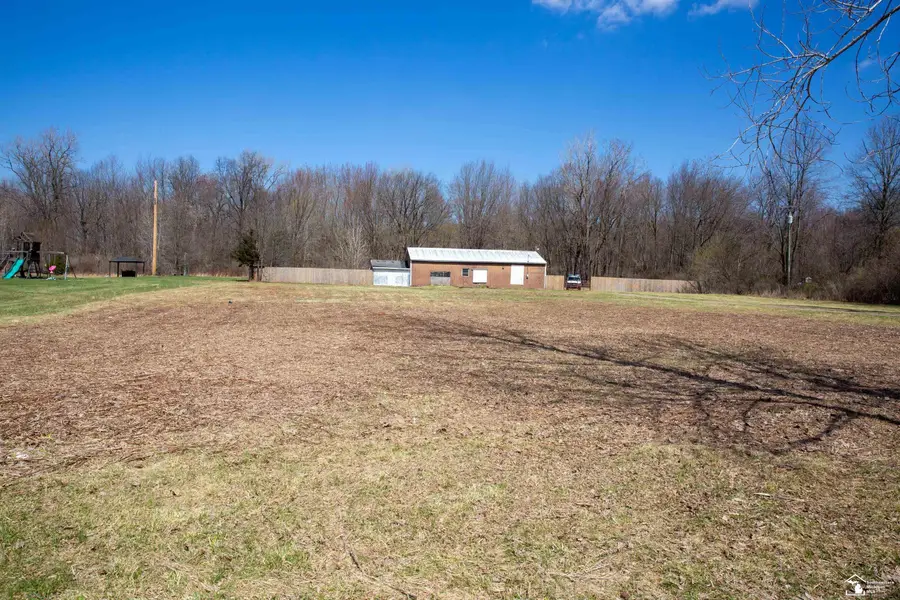47106 Wear RD, Belleville, MI 48111 - #3