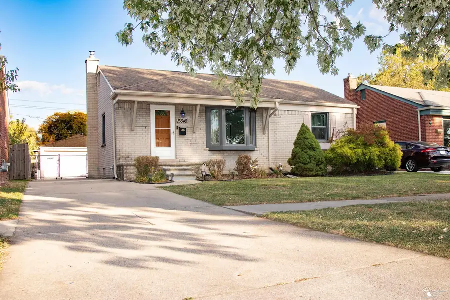 15649 Churchill ST, Southgate, MI 48195 - #3