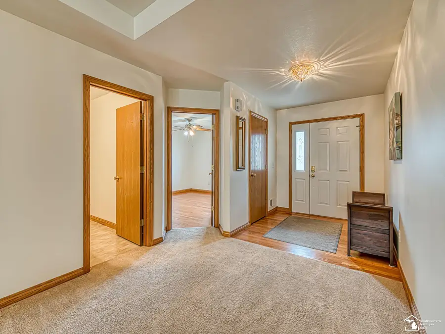 113 Woodshire CT, Monroe, MI 48162 - #3
