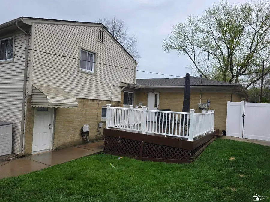 9480 William ST, Taylor, MI 48180 - #3