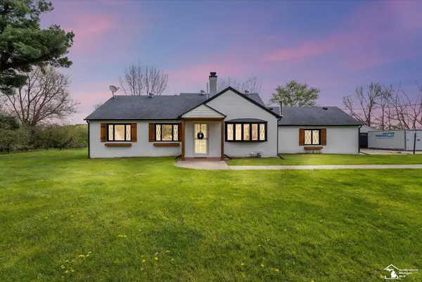 6053 Douglas RD, Ida, MI 48140