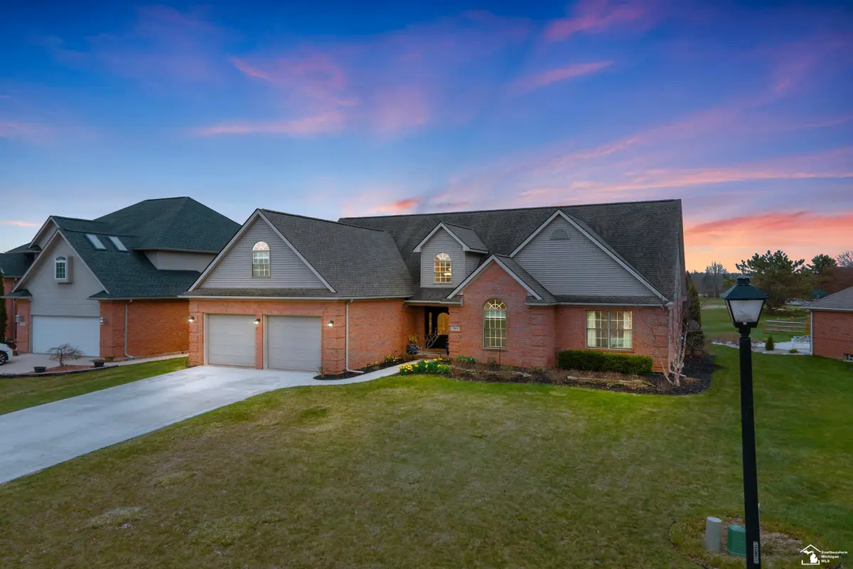 785 Saint James Park AVE, Monroe, MI 48161 - #1