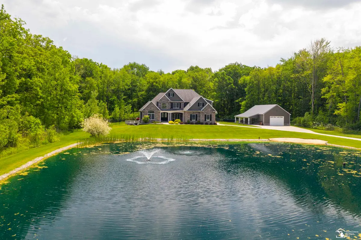 1501 W Dean RD, Temperance, MI 48182 - #1