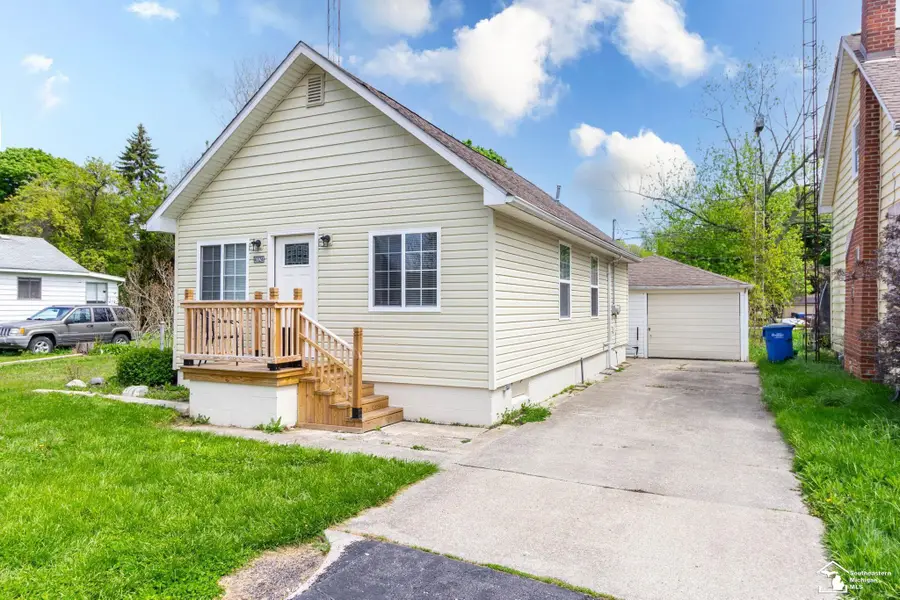 4124 4th ST, Newport, MI 48166 - #2