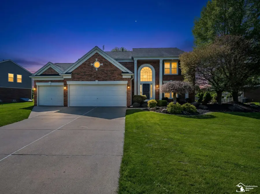 839 Kings Park RD, Monroe, MI 48161 - #2