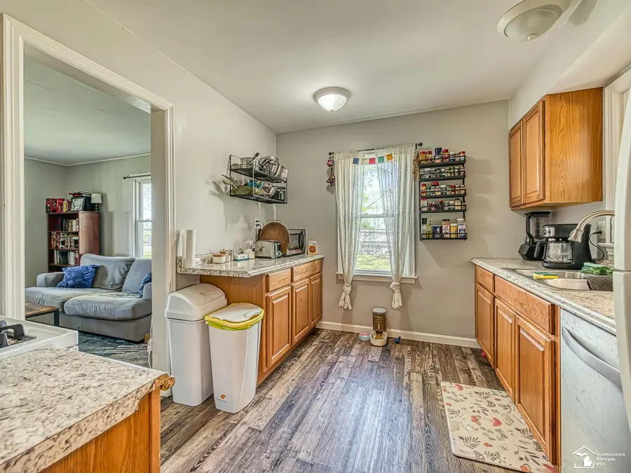 903 W Russell RD, Tecumseh, MI 49286 - #3