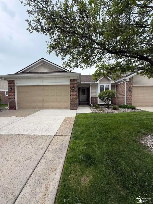 21883 Patriot ST, Brownstown, MI 48193