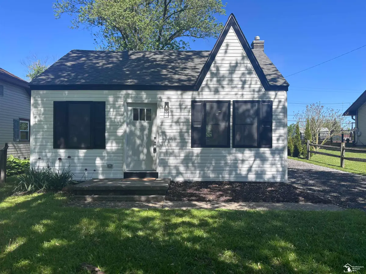 1230 Bacon ST, Monroe, MI 48161 - #1