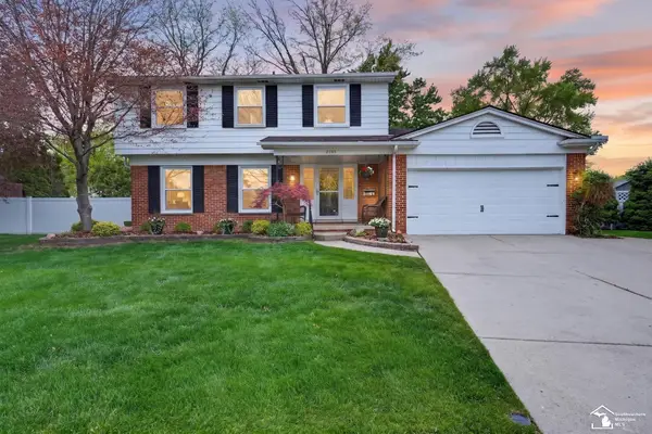 2105 Vernon CT, Trenton, MI 48183