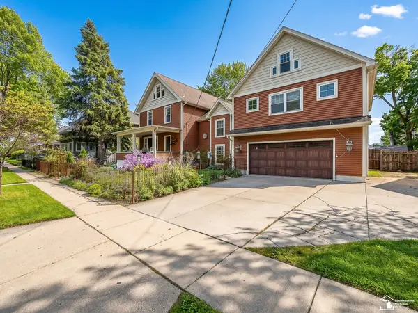 404 E Elm AVE, Monroe, MI 48162