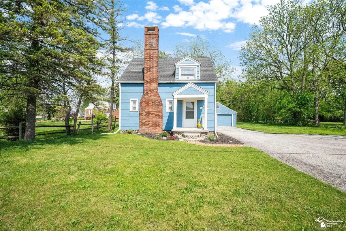 6656 Secor RD, Lambertville, MI 48144 - #1