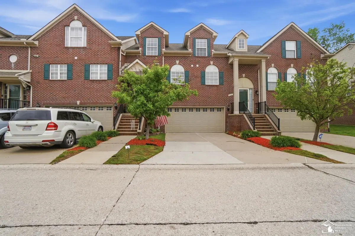 13163 Golf Pointe DR, Taylor, MI 48180 - #1