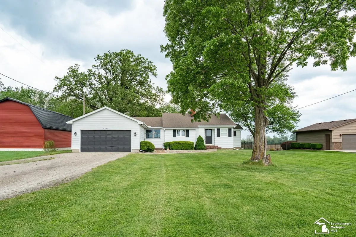 5248 S Custer RD, Monroe, MI 48161 - #1