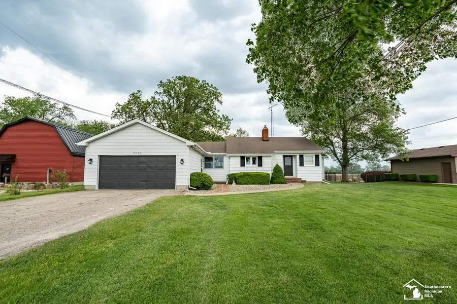 5248 S Custer RD, Monroe, MI 48161 - #2