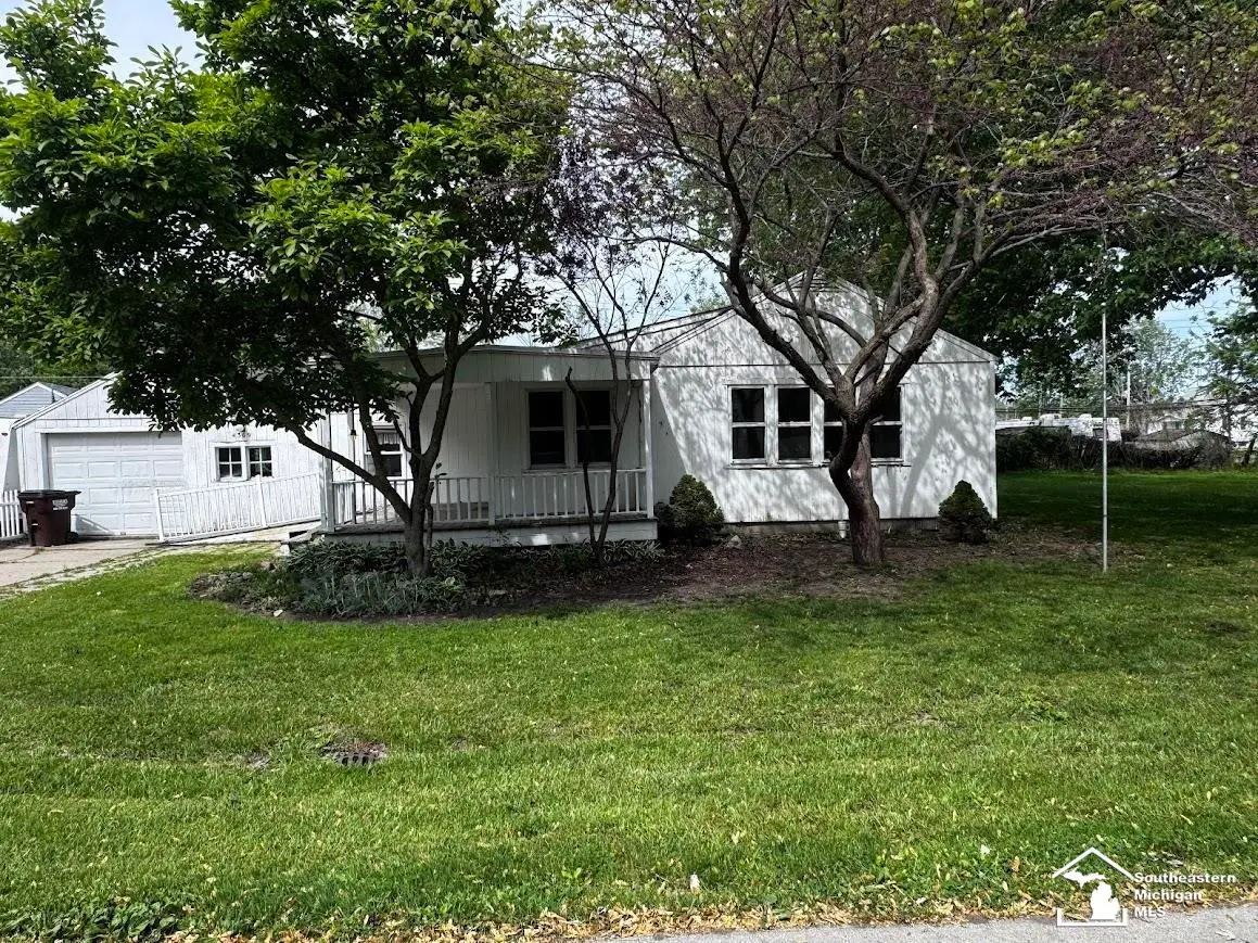 4369 Avenue E ST, Newport, MI 48166 - #1