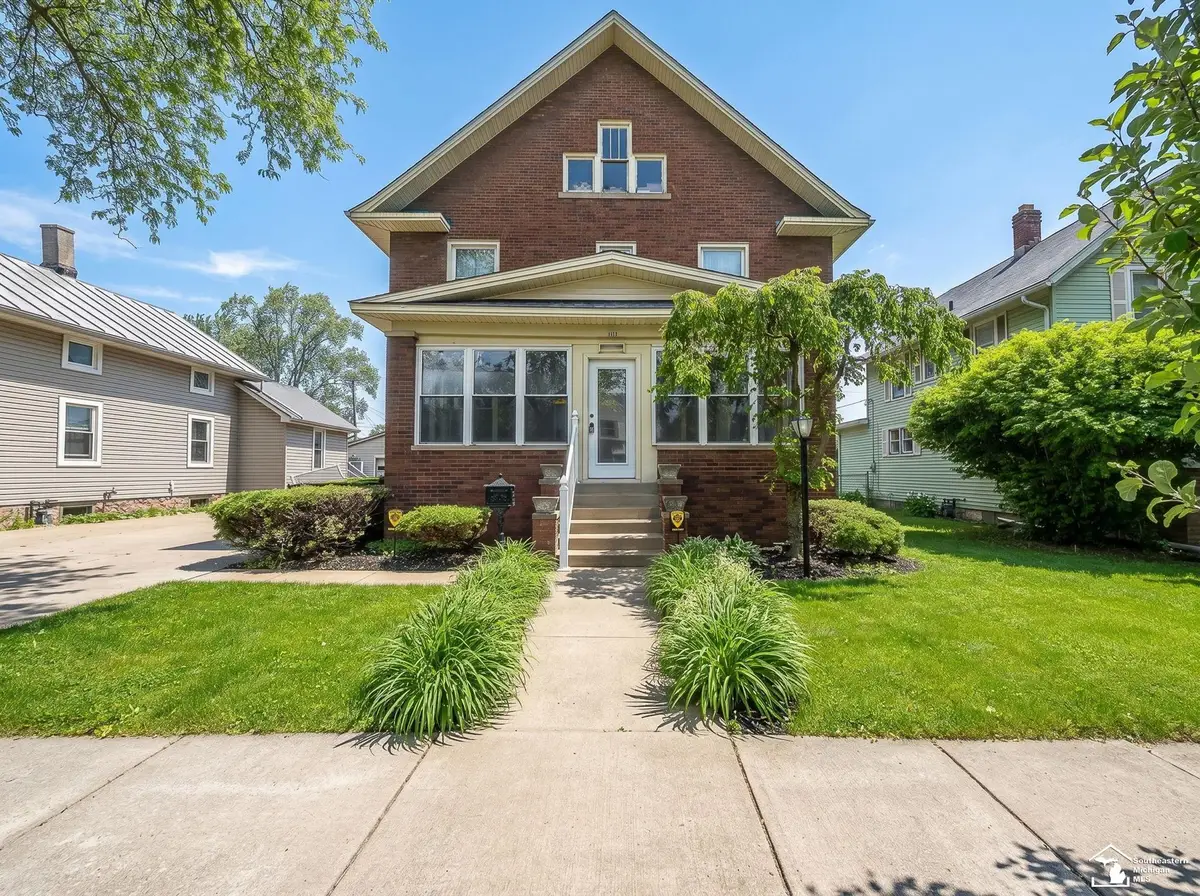 428 E 3rd ST, Monroe, MI 48161 - #1