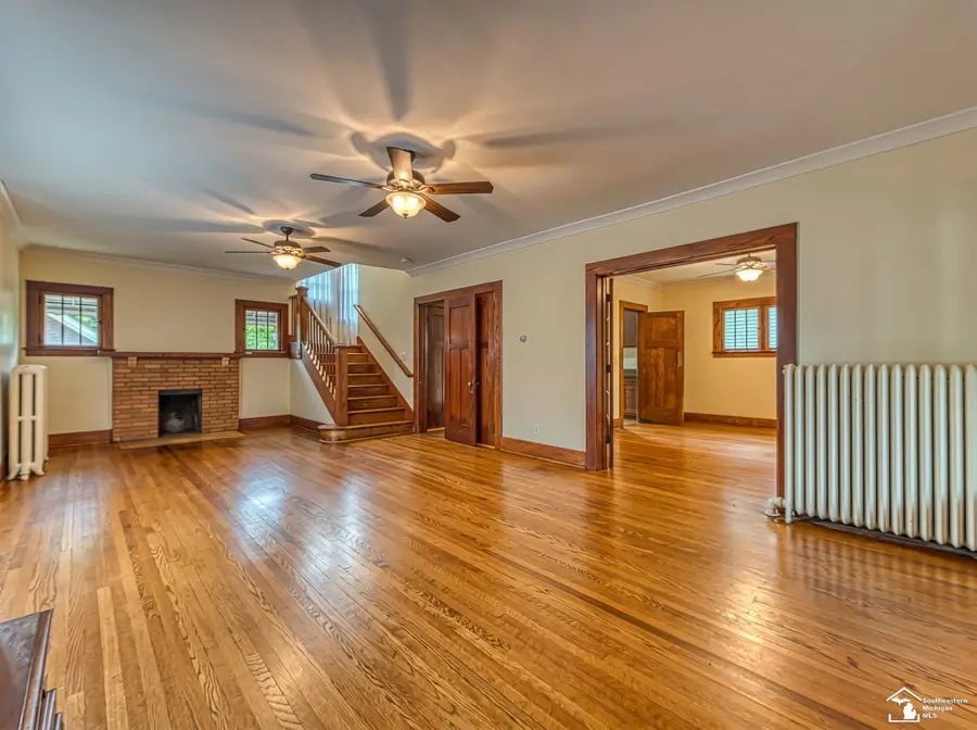 428 E 3rd ST, Monroe, MI 48161 - #3