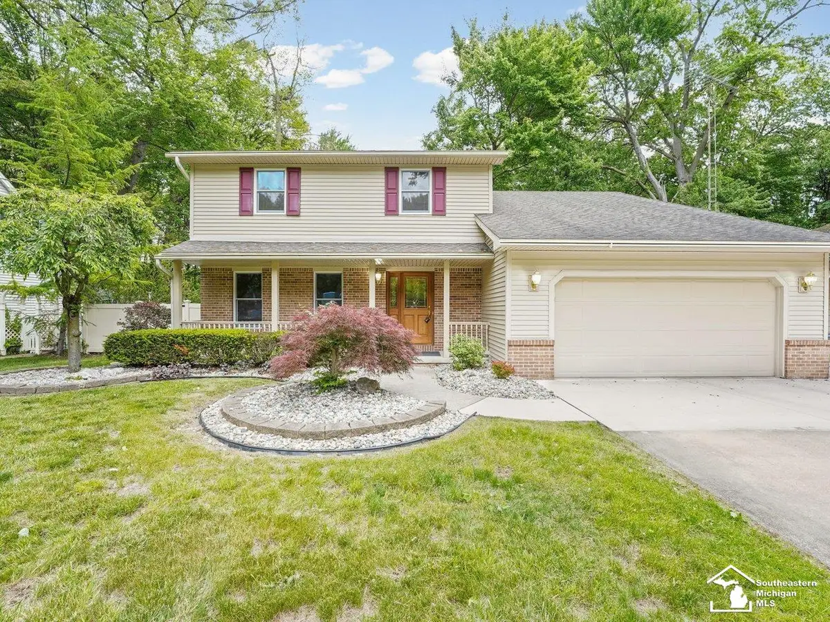 7058 Wildwood DR, Temperance, MI 48182 - #1