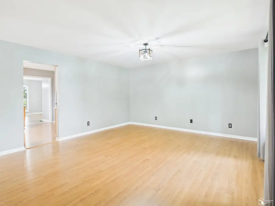 5250 Osburn DR, Tecumseh, MI 49286 - #3