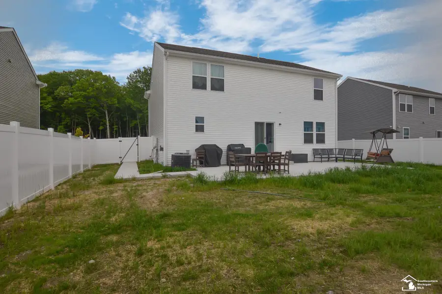 2239 Teton AVE, Monroe, MI 48162 - #3
