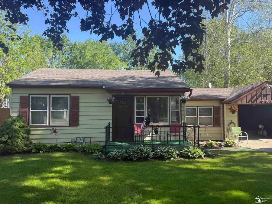 750 PICKARD RD, Temperance, MI 48182 - #2