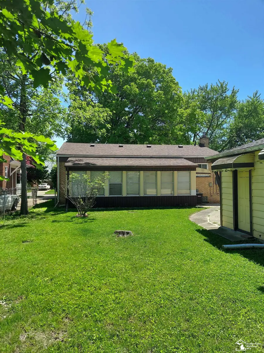 7914 Campbell ST, Taylor, MI 48180 - #3