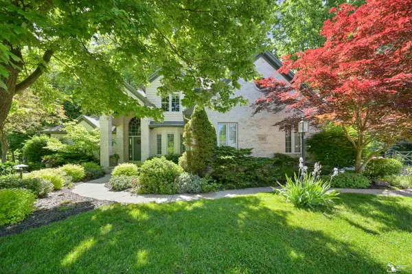 7141 S Valley CIR, Lambertville, MI 48144