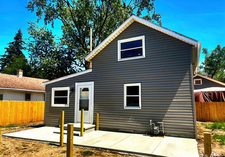 604 W 10th ST, Monroe, MI 48161 - #2