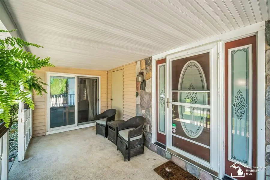 2911 Whitlock RD, Jackson, MI 49202 - #2