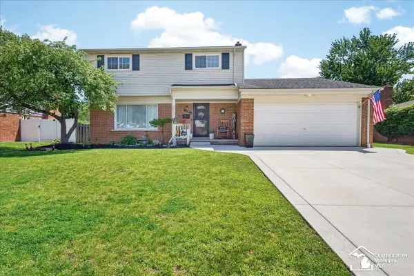15517 Susan ST, Southgate, MI 48195