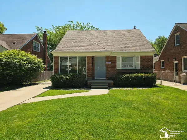 20308 Country Club, HarperWoods, MI 48225