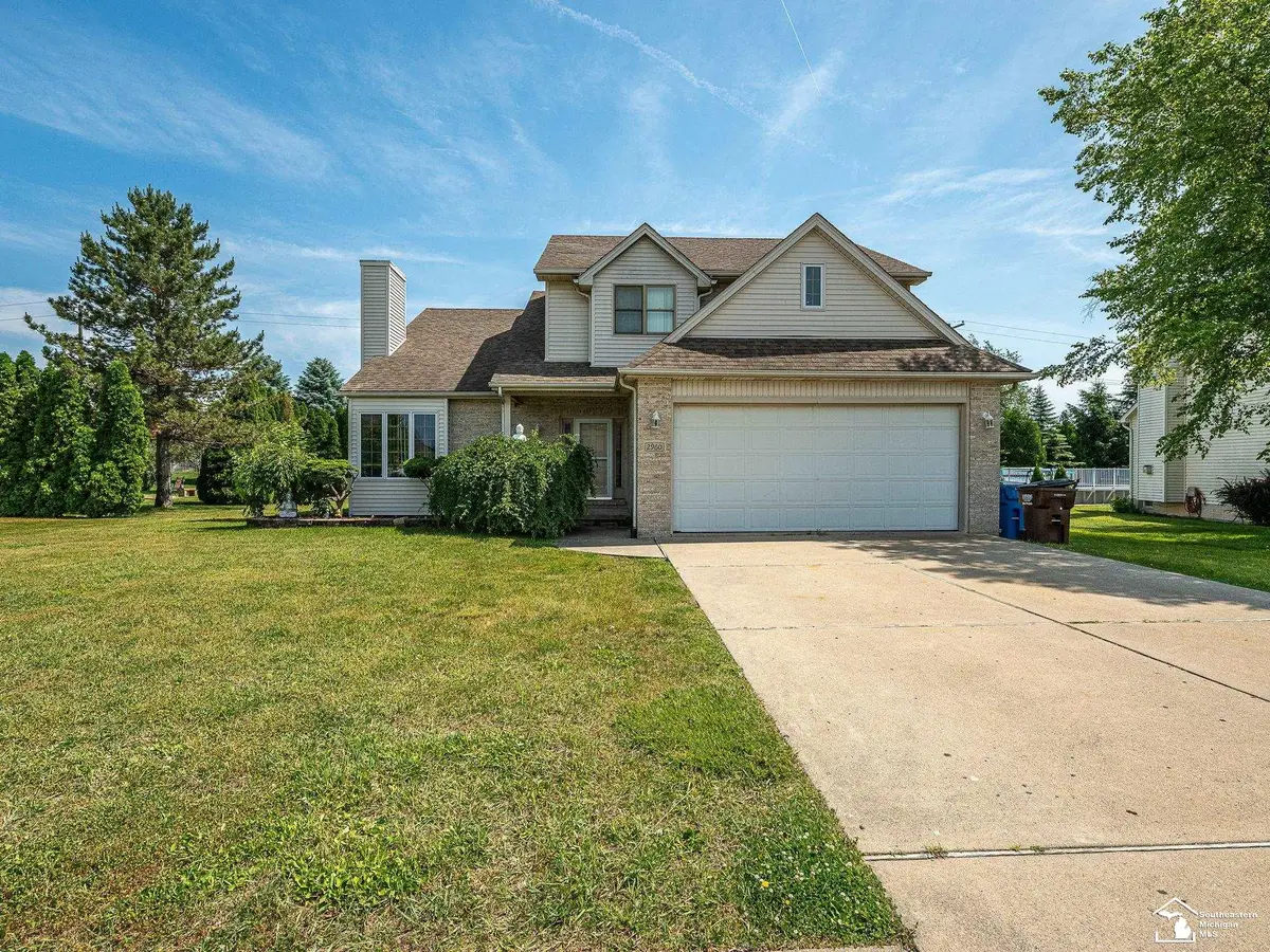 2960 E Country LN, Monroe, MI 48162 - #1