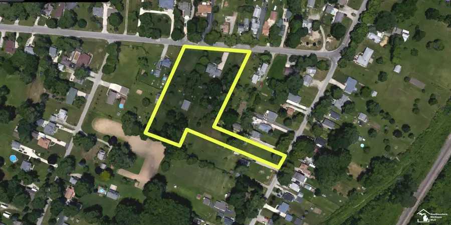 1090 Cole RD, Monroe, MI 48162 - #3