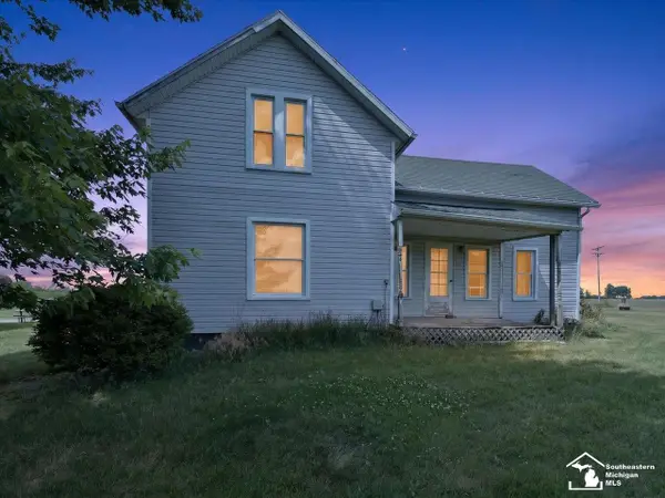 11952 Mc Mahon RD, Blissfield, MI 49228