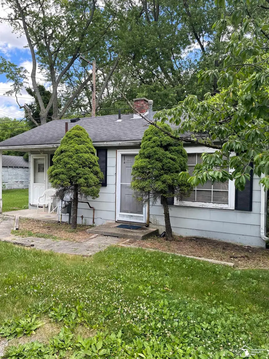 809 Pipis DR, Monroe, MI 48162 - #2