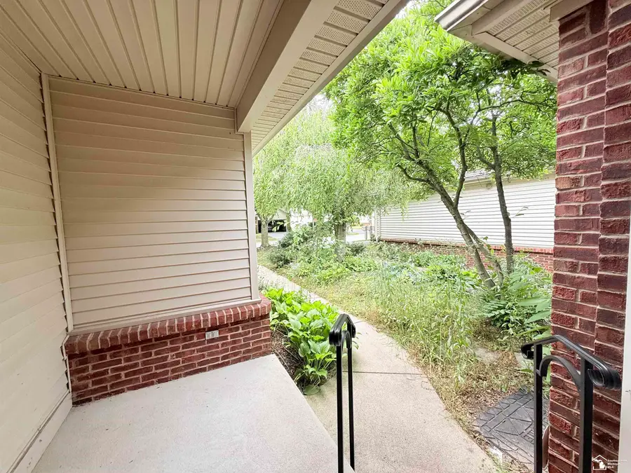 1626 Spruce  CT, Temperance, MI 48182 - #3