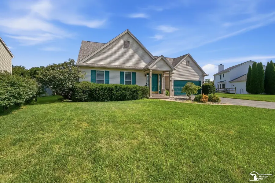 1092 Cumberland DR, Temperance, MI 48182 - #2