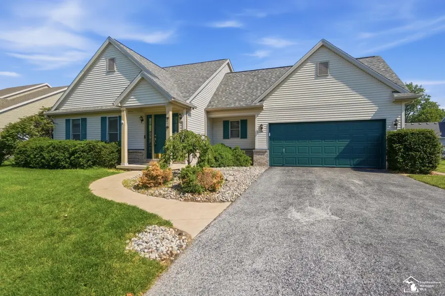 1092 Cumberland DR, Temperance, MI 48182 - #3