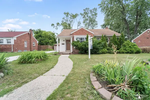 20452 glenmore ST, Redford, MI 48240