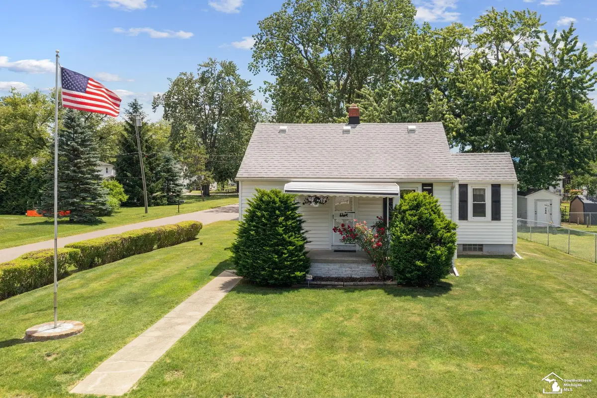1011 Rambow DR, Monroe, MI 48161 - #1